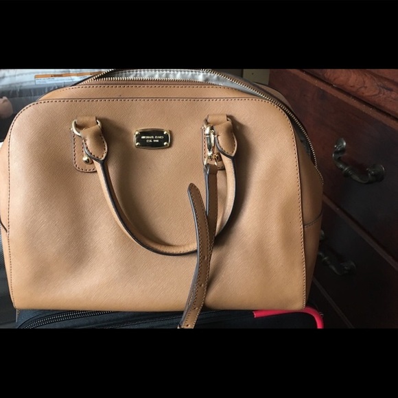 Michael Kors Handbag - Picture 1 of 2